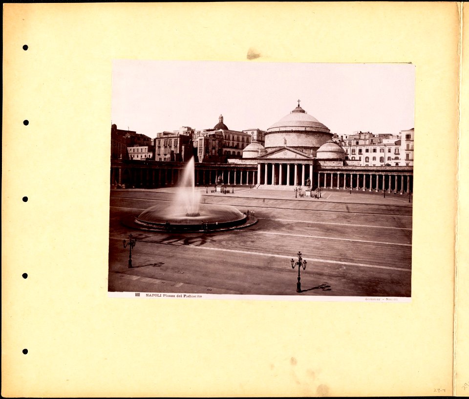 Sommer, Giorgio (1834-1914) - n. 1111 - Napoli, Piazza del Plebiscito