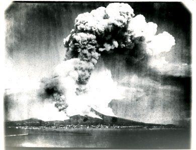 Sommer, Giorgio (1834-1914) - n. 2503 - Napoli - Eruzione del Vesuvio 26 Aprile 1872