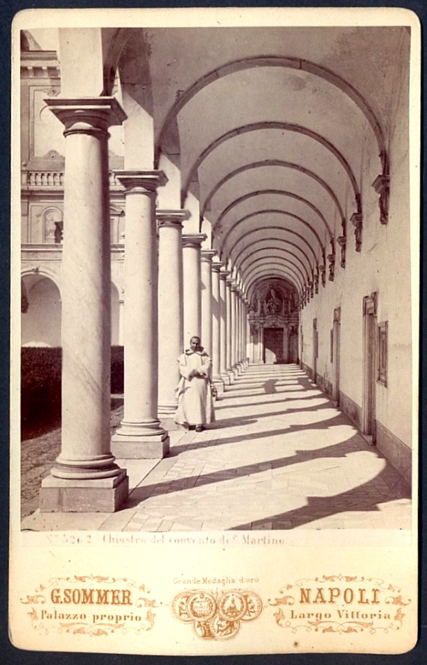Sommer, Giorgio (1834-1914) - n. 5262 Chiostro del convento di S. Martino
