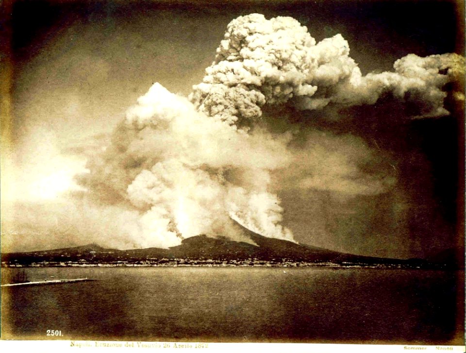 Sommer, Giorgio (1834-1914) - n. 2501 - Napoli - Eruzione del Vesuvio 26 Aprile 1872