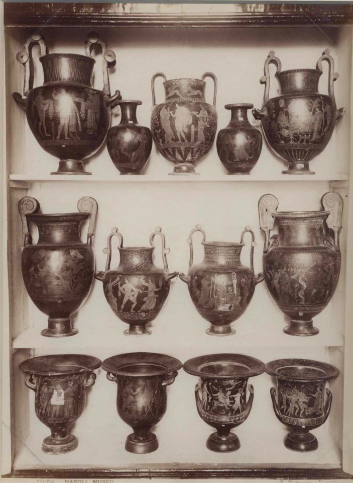 Sommer, Giorgio (1834-1914) - Vasi antichi nel Museo archeologico nazionale di Napoli - 03