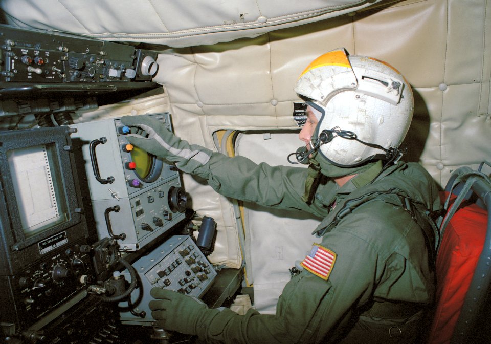 Sonar operator in SH-3H Sea King 1987