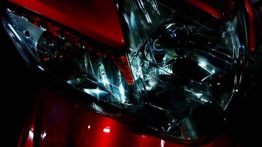 Glass automotive shine