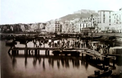 Sommer, lungo via Marina