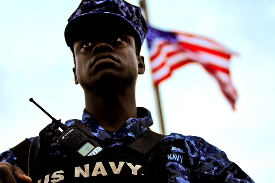 Son of Richmond Hill, NY Resident Participates in Humanitarian Mission In South Pacific 110527-N-KB563-035
