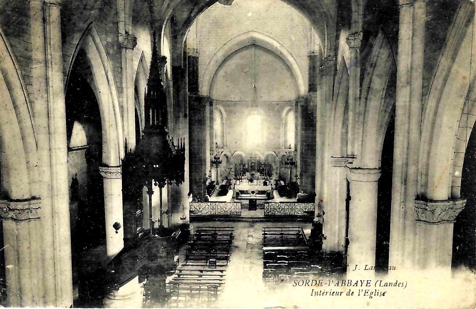 Sorde-l'Abbaye - église intérieur 1