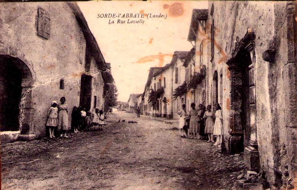Sorde-l'Abbaye - Rue Lavielle 2