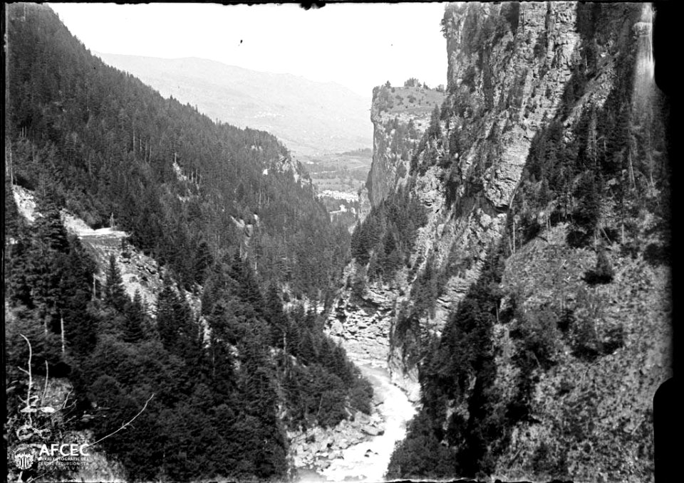 Sortida del congost de Via Mala