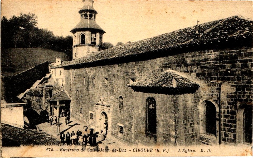 Sortie de messe Ciboure