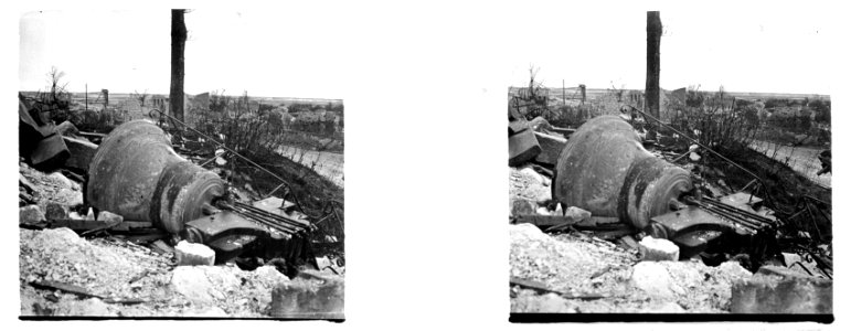 Souain. Cloche - Fonds Berthelé - 49Fi903