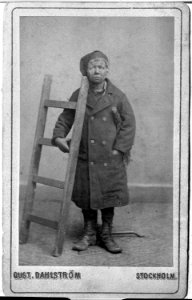 Sotarlärlingen Viktor Norin, Stockholm. Kabinettsbild, 1880-tal - Nordiska Museet - NMA.0041502