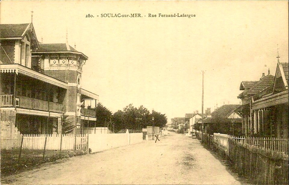 Soulac-sur-Mer - rue Fernand Lafargue 1