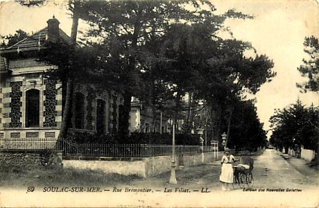 Soulac-sur-Mer - rue Brémontier 3