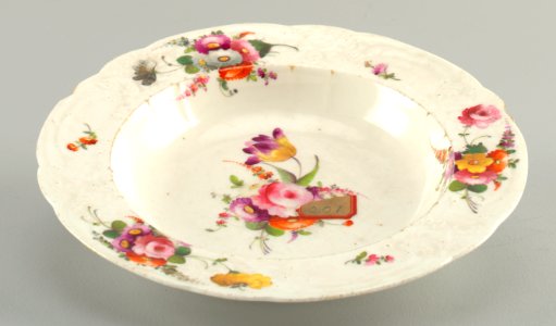 Soup Plate, 19th century (CH 18350773) (cropped) photo