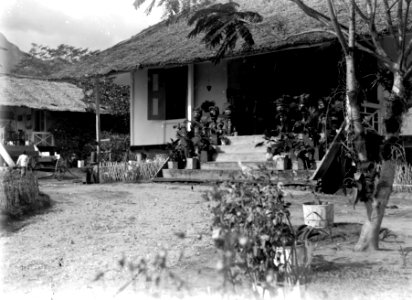 Soumans hus. Datum, Dec. 1917. Ort, Modajag, N.-Celebes. Modajag. Indonesien - SMVK - 022164