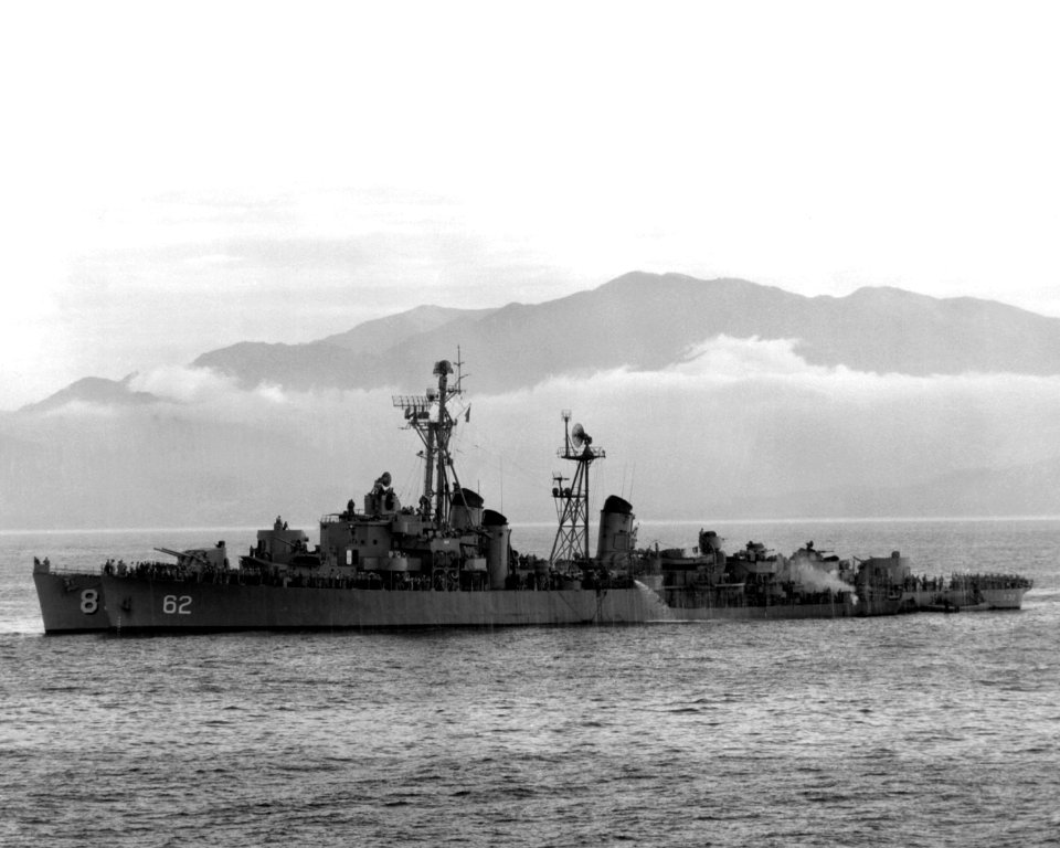 South Korean frigate Apnok and USS Hanson 1951