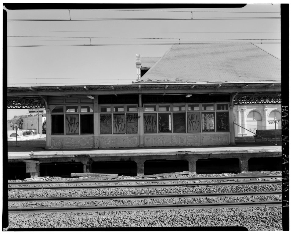 South view; Platform stairway enclosure - North Philadelphia Station