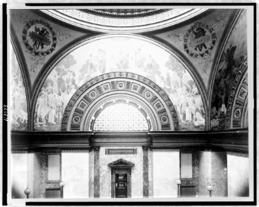 South side of courthouse rotunda, Fort Wayne, Indiana LCCN97514362