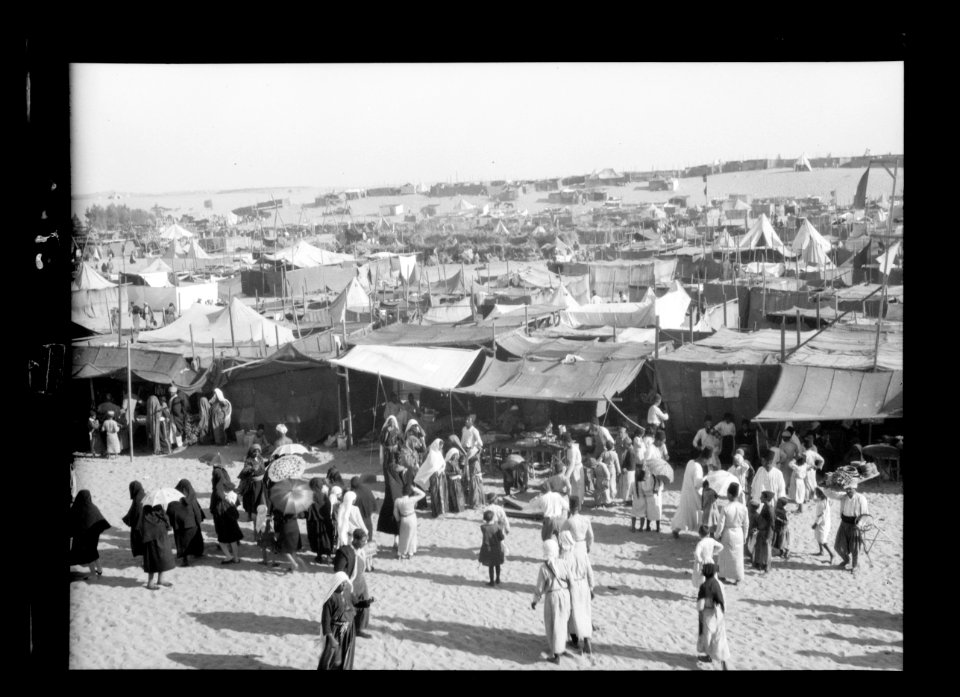 Southern Palestine. Nebi Rubin (The Prophet Reuben). A street of tents. A temporary city of 20 to 30,000 inhabitants LOC matpc.15512