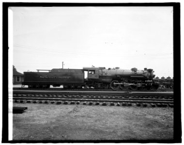 Southern R.R. Co. Crescent Locomotive LCCN2016826096