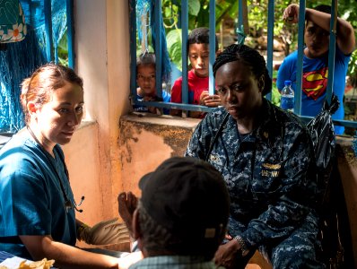 Southern Partnership Station 2016 Medical Team 160902-N-CJ186-0194