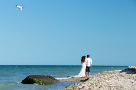 Quadcopter flying couple