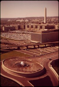 Southwest-washington-dc-with-south-end-of-lenfant-plaza-in-foreground-southwest-freeway-department-of-agriculture-and-washington-monument-beyond-april-1973 7461399464 o