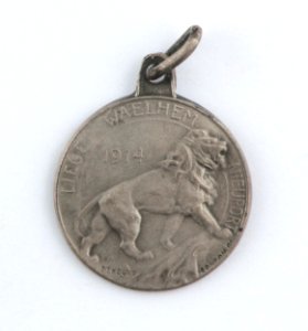 Souvenir de 19 Cercle Sportive du Crédit Anversois - , medal by Pierre Theunis, Belgium, 1915, Coins and Medals Department of the Royal Library of Belgium, 2Lef70 - 57 (recto)