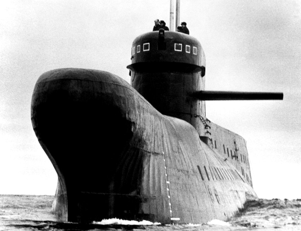 Soviet India class submarine in 1983