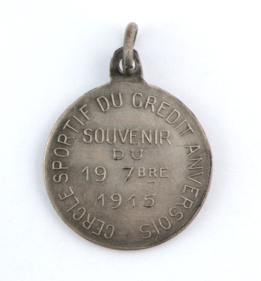 Souvenir de 19 Cercle Sportive du Crédit Anversois - , medal by Pierre Theunis, Belgium, 1915, Coins and Medals Department of the Royal Library of Belgium, 2Lef70 - 57 (verso)