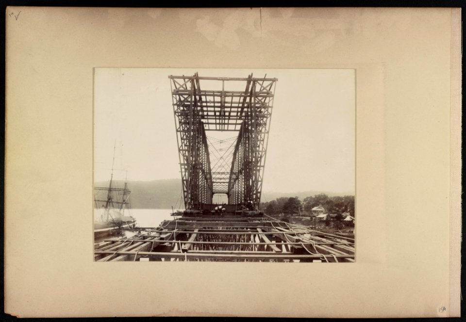 Span of Hawkesbury River Railway Bridge, New South Wales, Australia LCCN2016651642