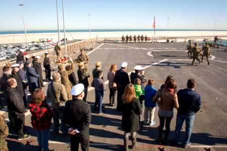 Spanish military, law enforcement officials visit USS Fort McHenry 141231-N-DQ840-049