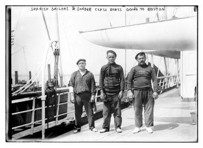 Spanish sailors and sonder class boats going to London LCCN2014688318