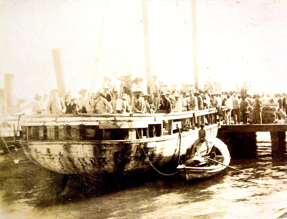 Spanish troops evacuating Havana, Spanish-American War, April-August 1898 (26310995755)