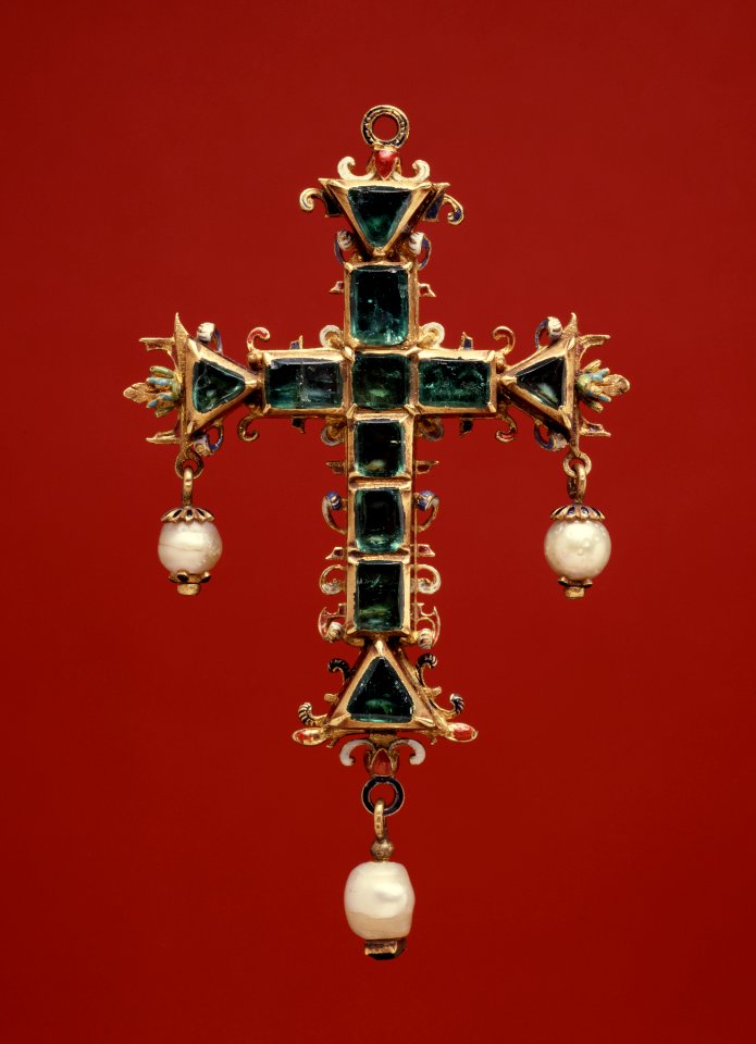 Spanish - Pendant Cross with Emeralds - Walters 571745