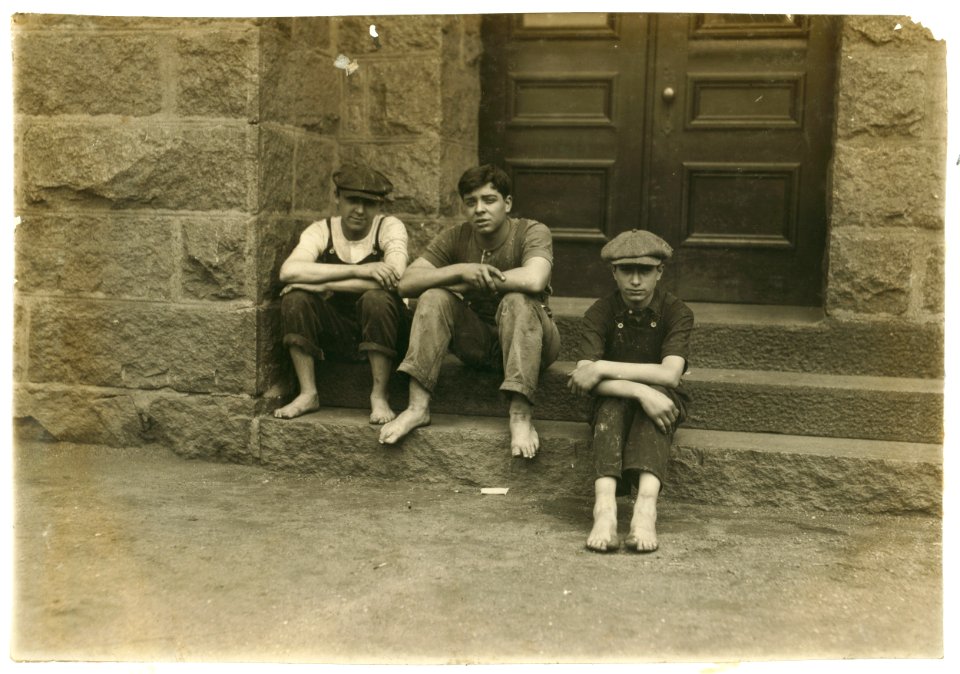 Spare hands in Granite Mill -1. LOC cph.3b33412