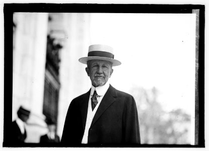 Speaker F.A. Gillette LCCN2016821942