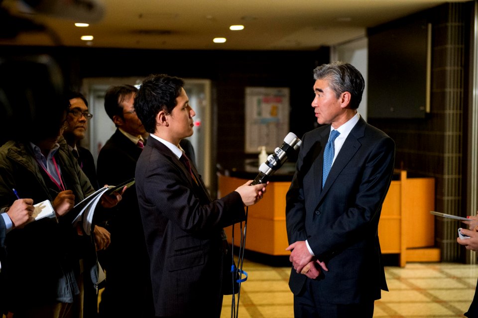 Special Rep for North Korea Policy Kim Addresses the Media in Tokyo - Flickr - East Asia and Pacific Media Hub (1)