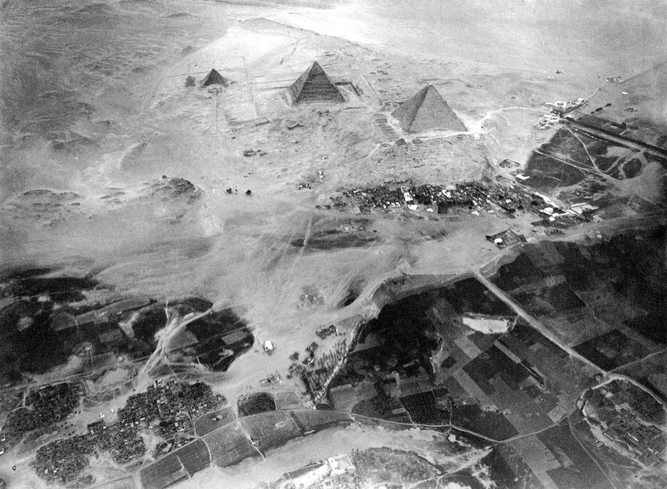 Spelterini Pyramids