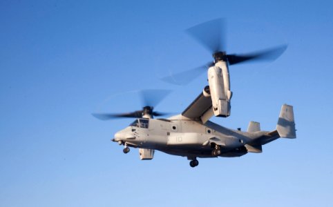Special Purpose MAGTF-CR-AF visits LPD 19 (35124447461)