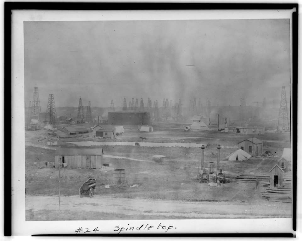 Spindletop (Spindletop, Beaumont, Port Arthur, and vicinity, Texas - oil industry). LCCN2010649512