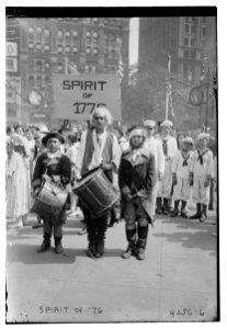 Spirit of '76 (parade) LCCN2014704986