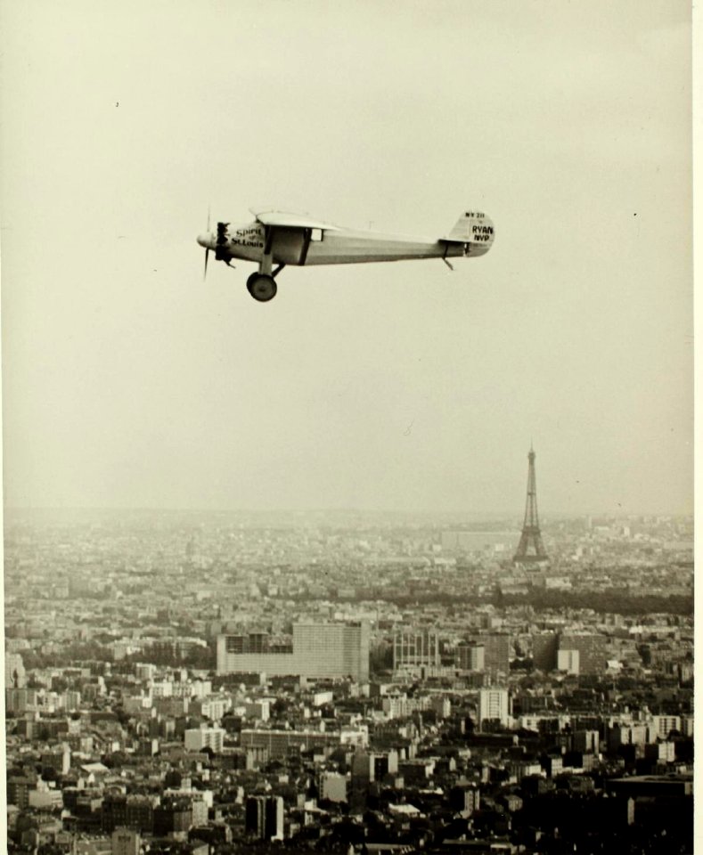 Spirit II in flight over Paris. Built for the San Diego Aerospace Museum. Burned in 1978.