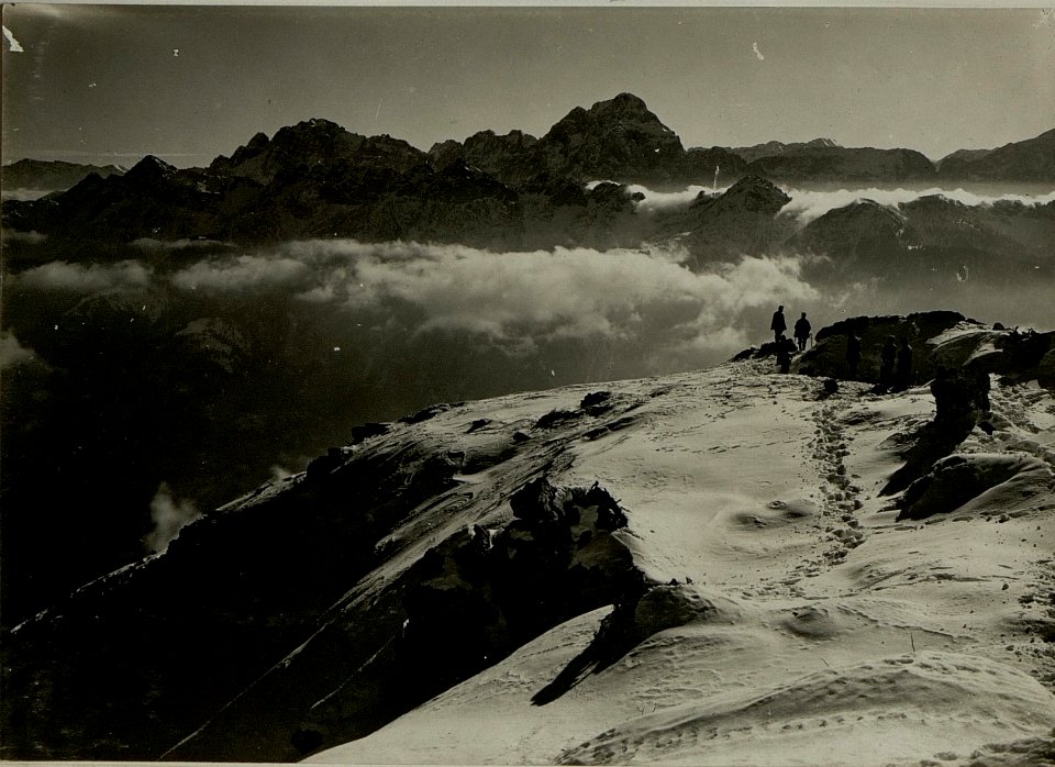 Spitze des Gisnitz 1929 mit Blick gegen den Bramkofl. (Montasch) (BildID 15466384)