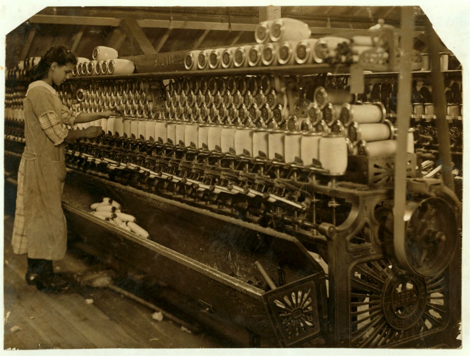 Spooler tender - American Linen Co. LOC nclc.02990