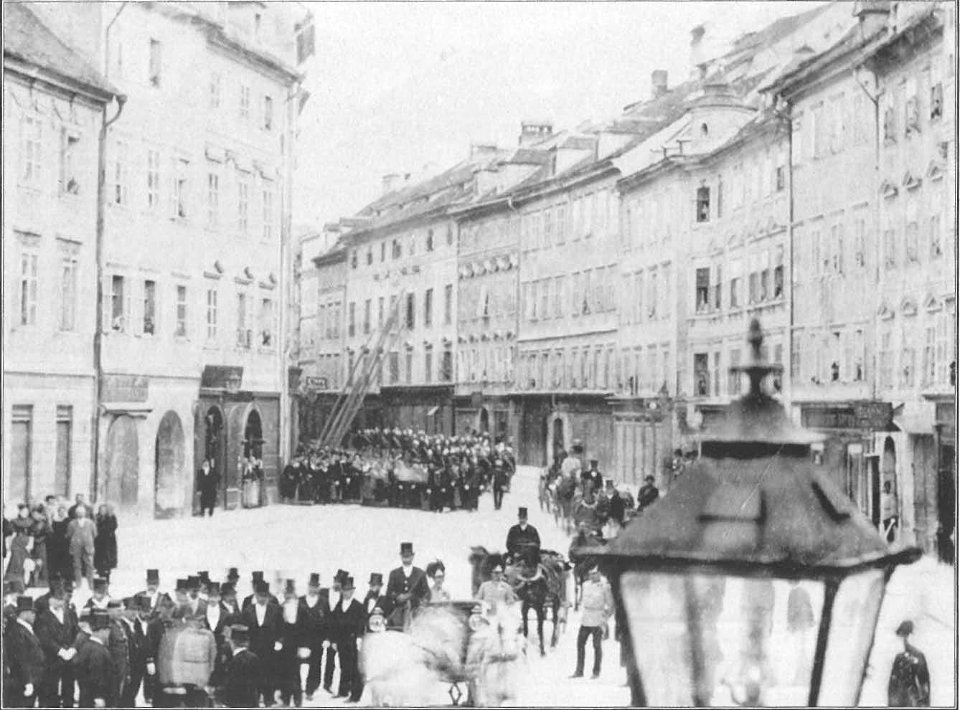 Sprejem cesarja Franca Jožefa na Mestnem trgu po potresu 1895