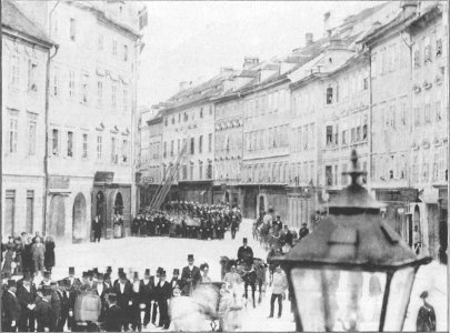 Sprejem cesarja Franca Jožefa na Mestnem trgu po potresu 1895