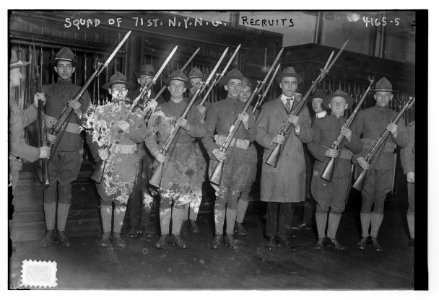 Squad of 71st N.Y.N.G. recruits LCCN2014704234