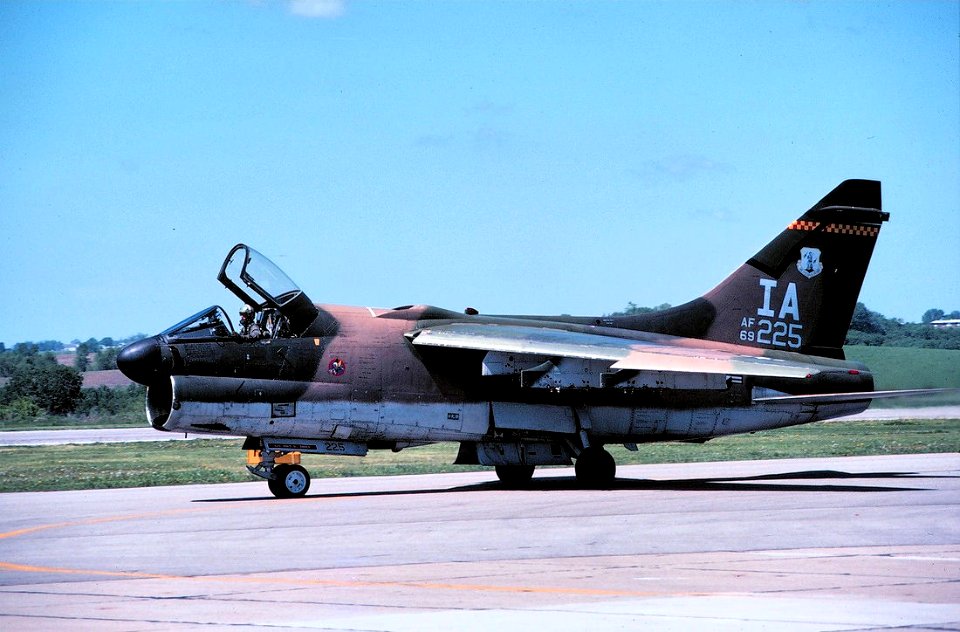 124th Tactical Fighter Squadron A-7D Corsair II 69-6225