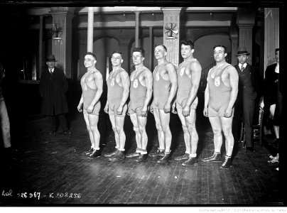 Squadra francese di lotta - Salle Wagram, 23-2-1928 - Agence Rol